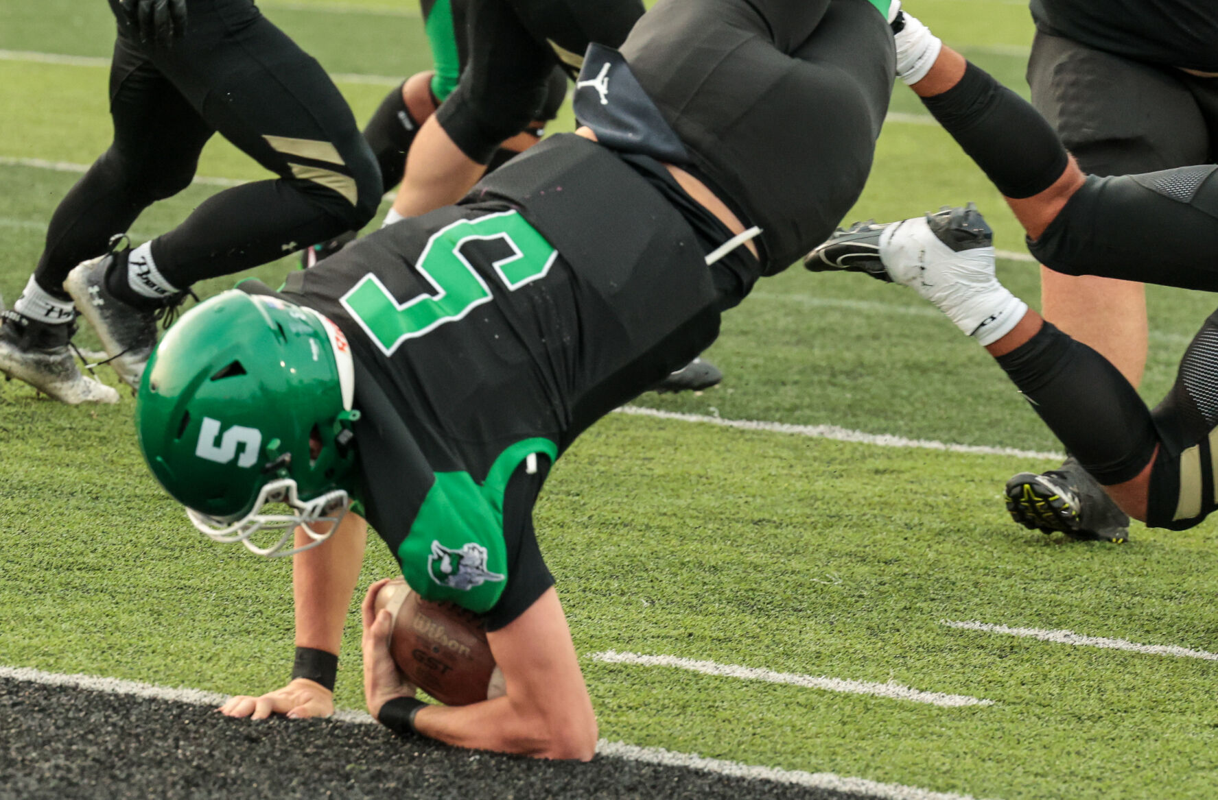 Valparaiso and Penn football season opener
